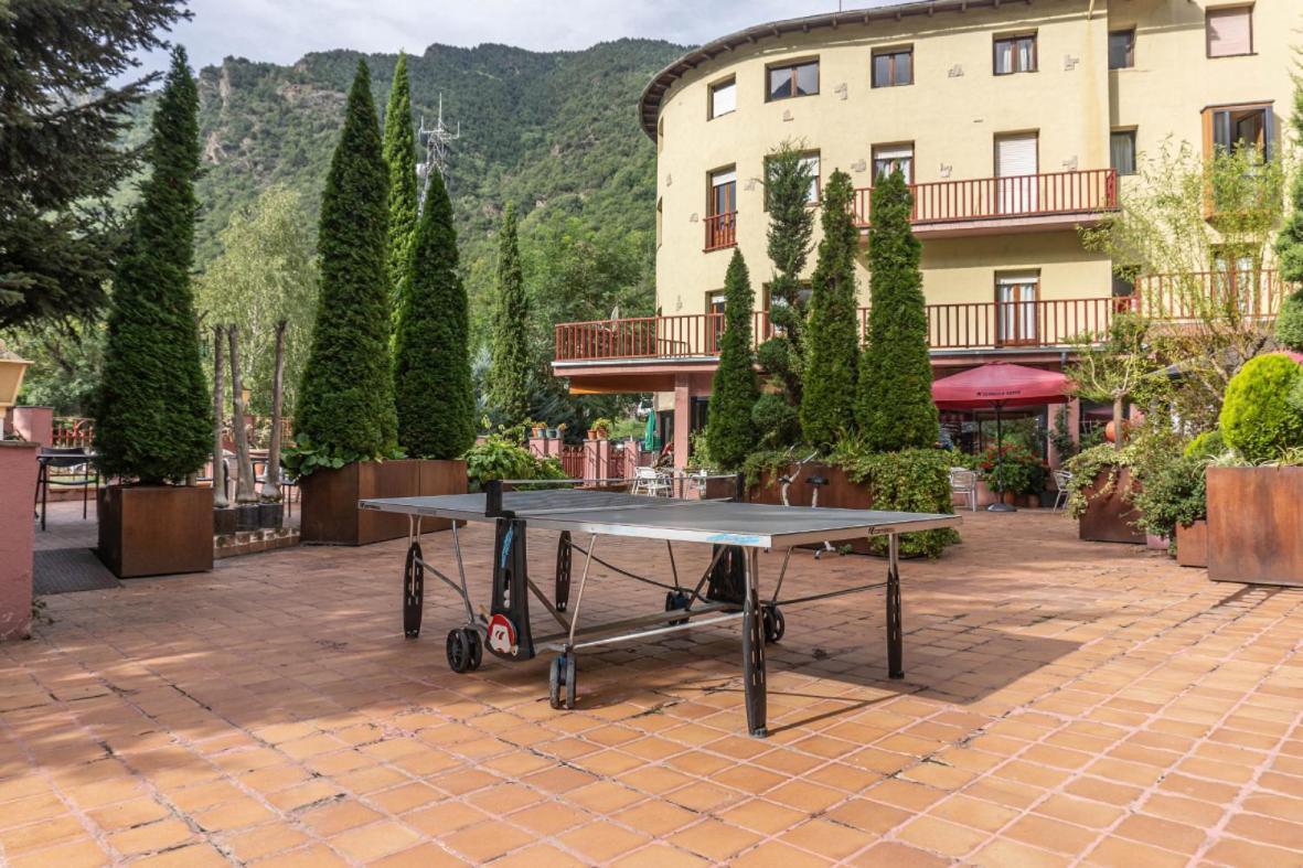 Hotel Cardos Ribera de Cardós Exterior foto